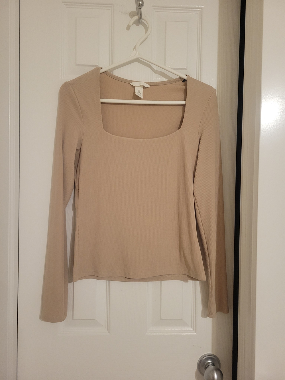 H&M Women's Long-Sleeve Square Neck Top in Beige Size M